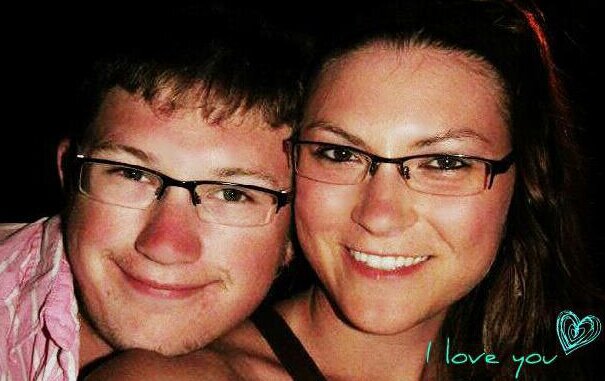 Chantel_8's profile picture. :)