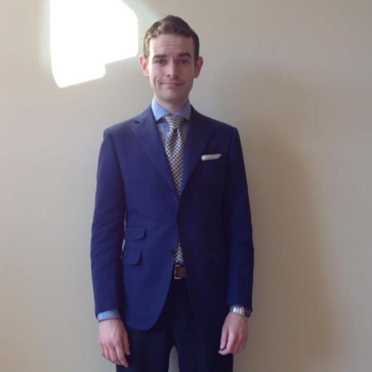 Gamer, Computer Lover, Networking Guru, Eats, Sleeps, and Drinks the internet.