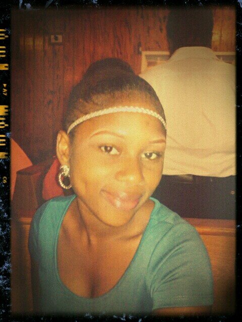 ♡ 5.5.13♡
|onli god knws|:-$ #oomf was hya thoo!! music is life