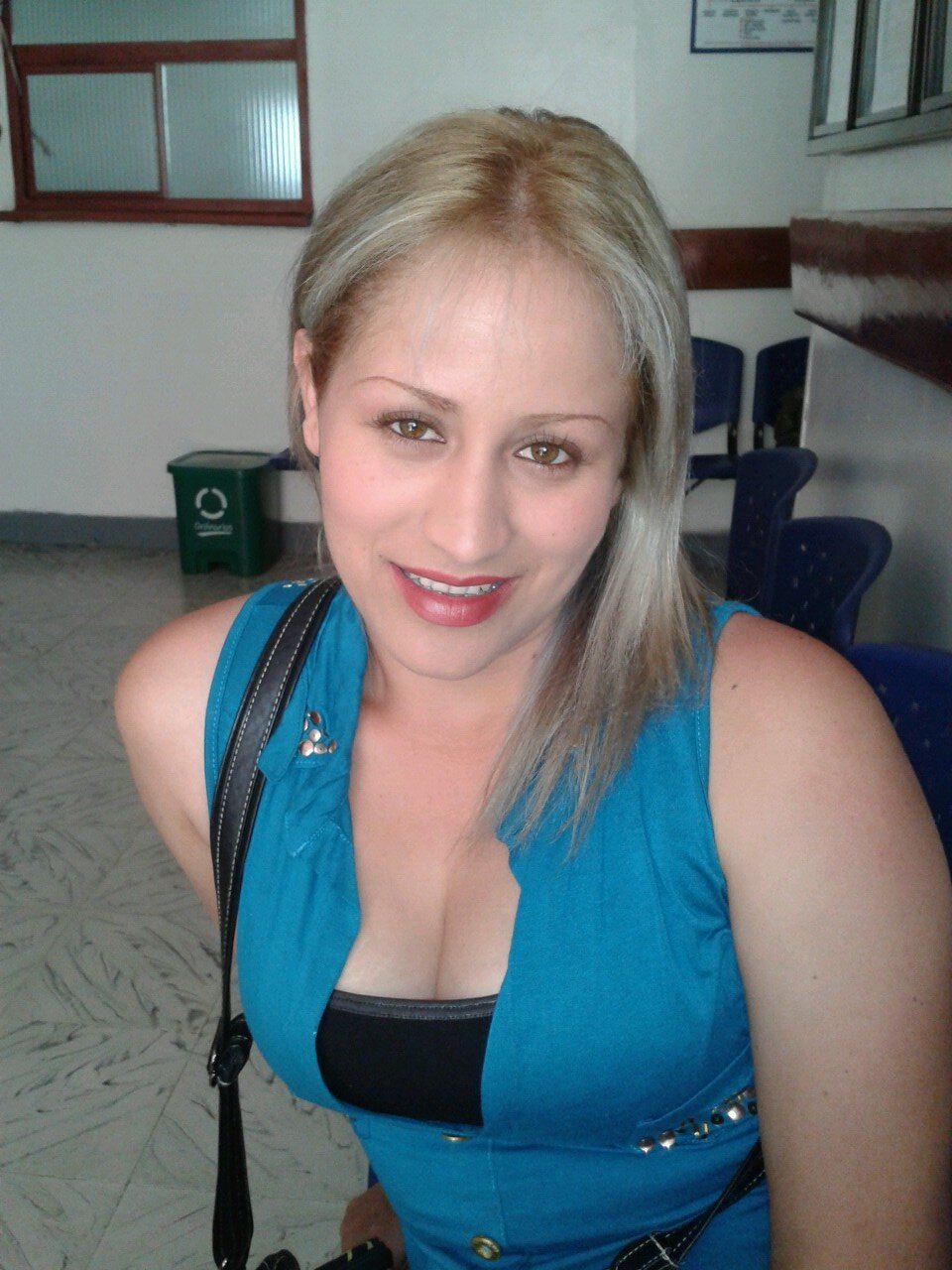 solo pax y amol