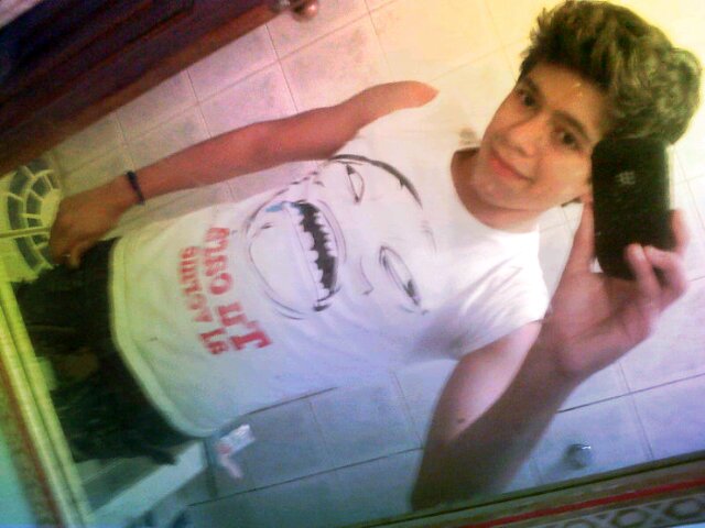 Jugar es lok mas amooo....... yak amar a alwien es un caso perdido.....