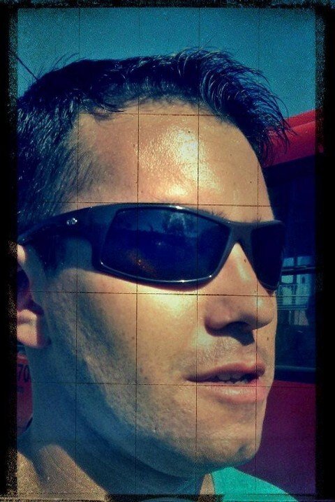 Rbeto Locução
   http://t.co/8mKhqjNBii\roberto.serconiuk.7
