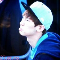 ชานยอล ชานเลี่ย คือตัวผมมมม ผมหล่อ ผมน่าฮัก มาคุยกับผมเยอะๆนะ.ปุอิ๊งอ้อน. start : 160713 just bot not real (: