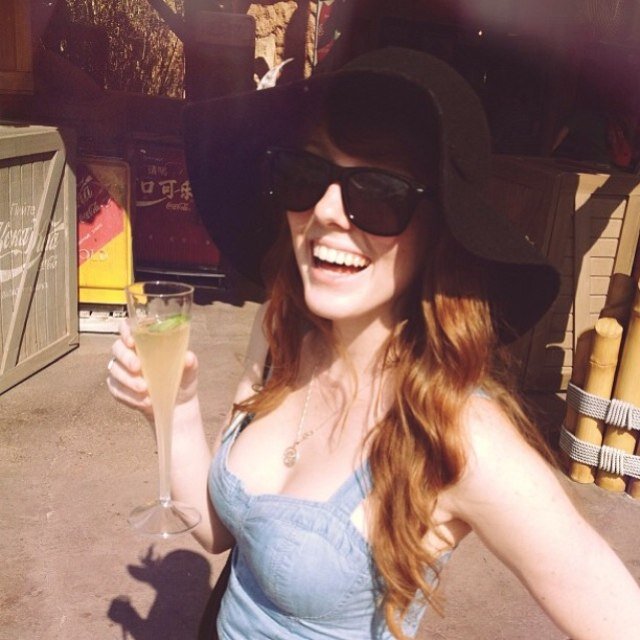 future librarian. pisces. siren. redhead. nerd. flower child.