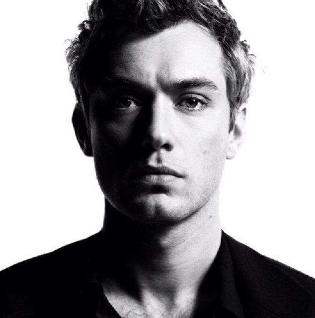 Expert in xenolinguistics. We were made to step above the plague humanity has become. Stronger, smarter, better. Shall we test my words? /STID OC/ MV