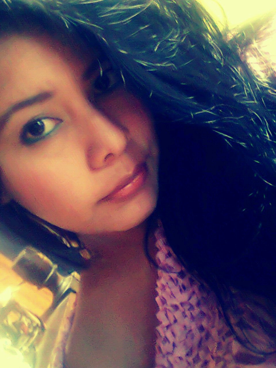 AlezuPretty's profile picture. 