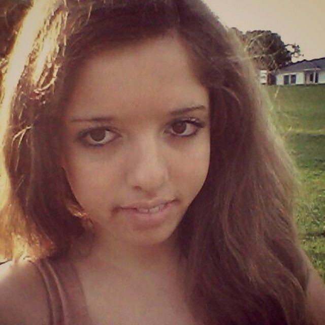 I'm not fame but I live like a superstar *_* (Ich folge JEDEM der mir folgt)