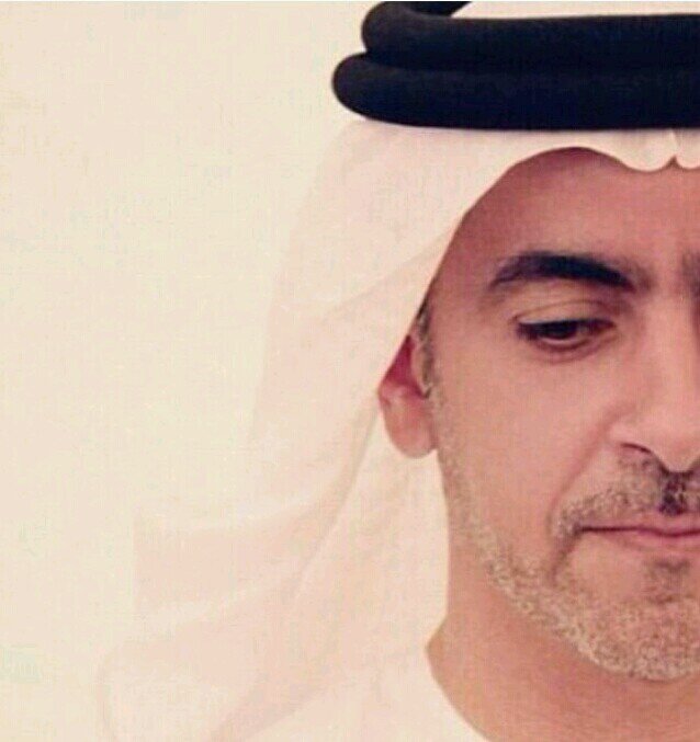 كاتبة إماراتية