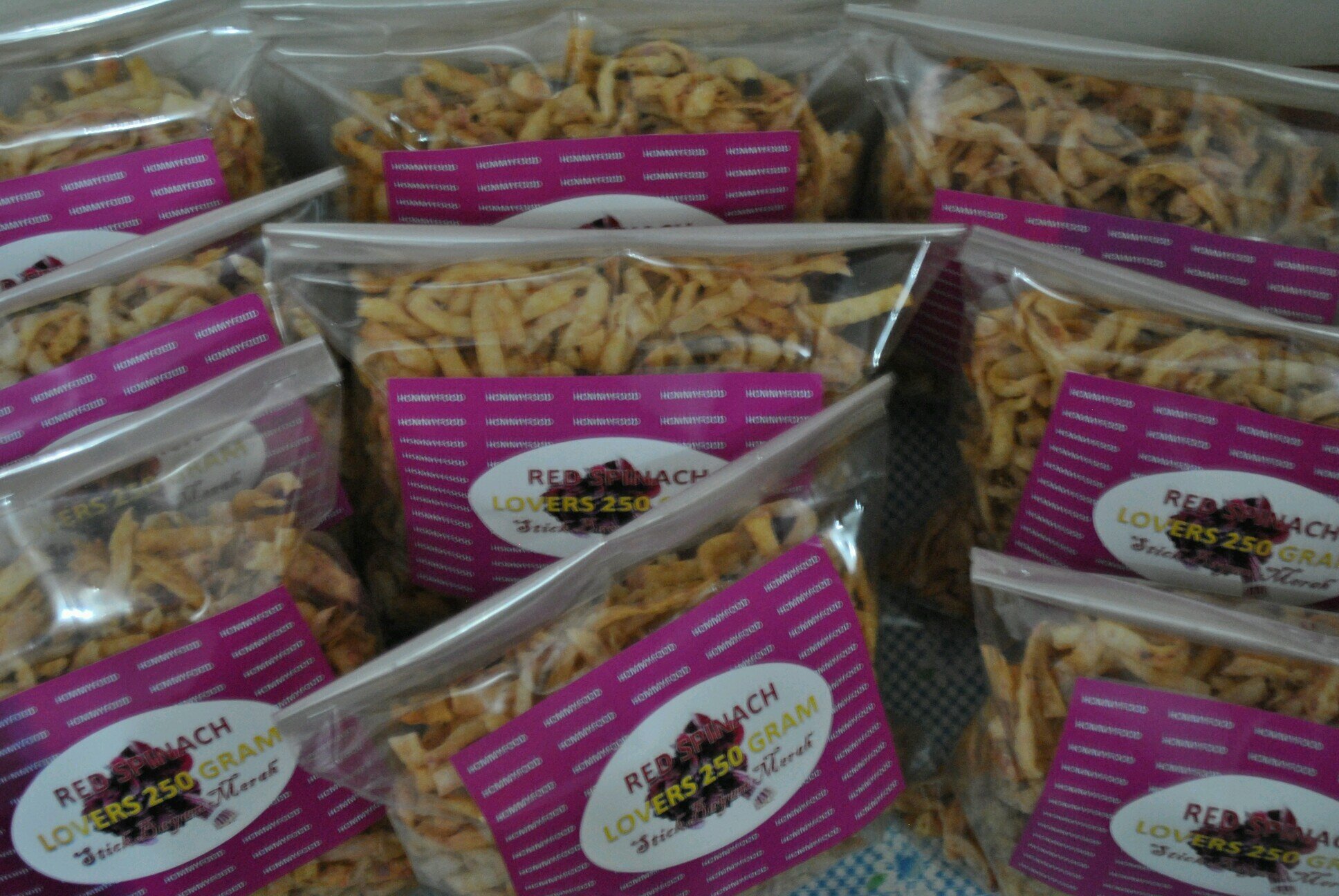 Special in vegetable sticks. Telp. 08561739173, 081281799241 Pin BB 2607076C. e-mail : hommy_food@yahoo.com