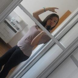 As pessoas fazem de tudo pra me derrubar e me deixar triste, mas eu tenho o prazer de decepciona-las me mostrando cada dia mais forte e com um lindo sorriso!