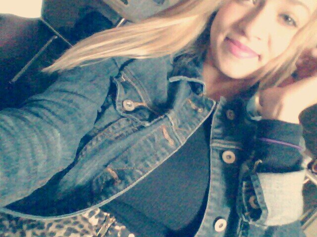 $$ Jus that blonde a thug loves $$