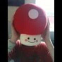 minecraft pe player and youtuber with 109 subs, go subscribe it helps my channel grow Je parle un peu français et l'anglais :) also i am working on a huge mod