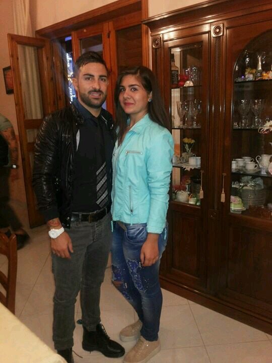 AntonallaVargas's profile picture. 