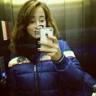 Seguimi e ti seguo~ti voglio bene @carlottaferlito @teo_demartini96 @jessicamattoni