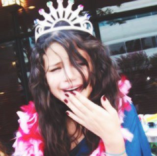 ♥Una cuenta inspirada hacia la maravillosa perecta y admirable actriz y cantante Selena Gomez ♥ Con @selenagomez♥ #Sєlєиαtσя♥