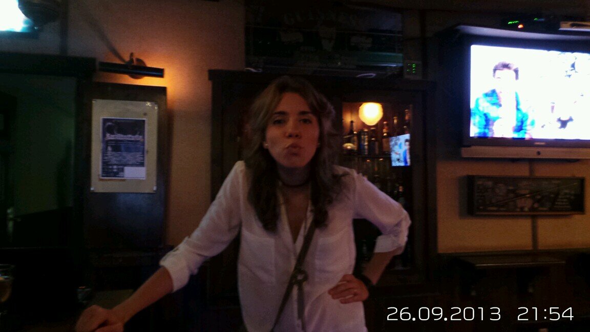 Twitter oficial de la cantante Esther Montejo