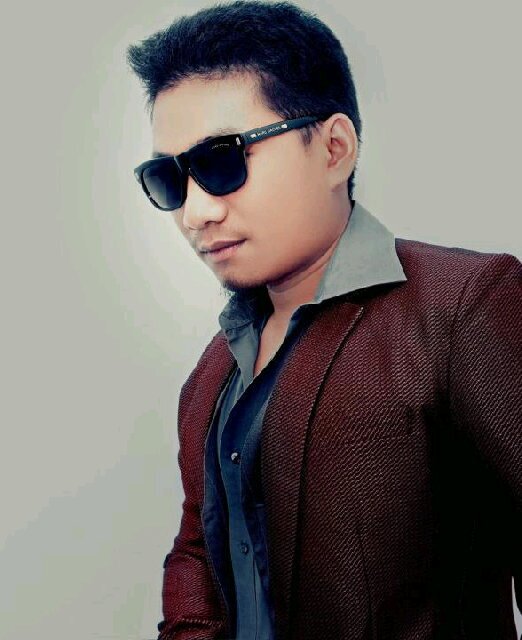 Masa depanku  ‎​Άϑά  ϑǐ tangan ƮƲĦǺŊ