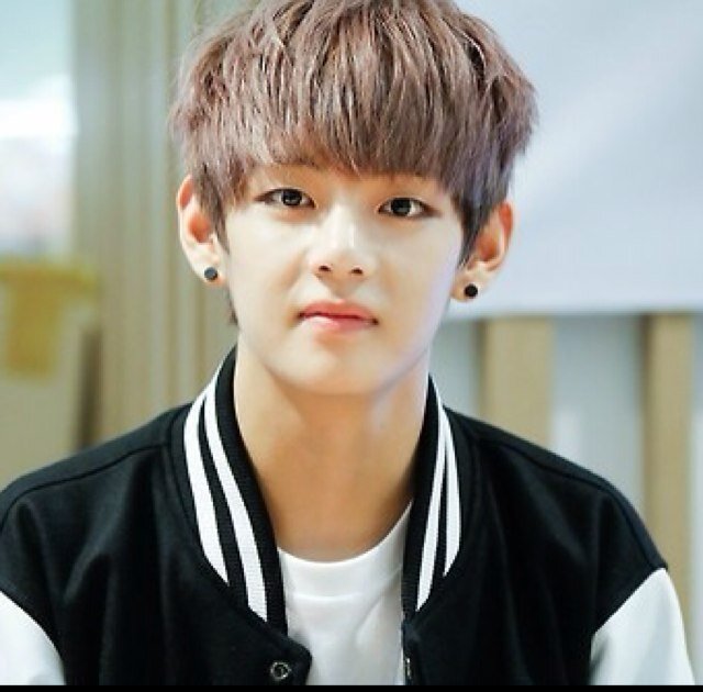 Roleplayer V/Kim Taehyung from BTS