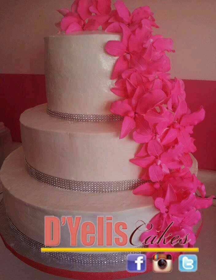 Bizcochos Dominicano para todas ocaciones  Especializados en Fondant Cakes Tel:347-579-0746
