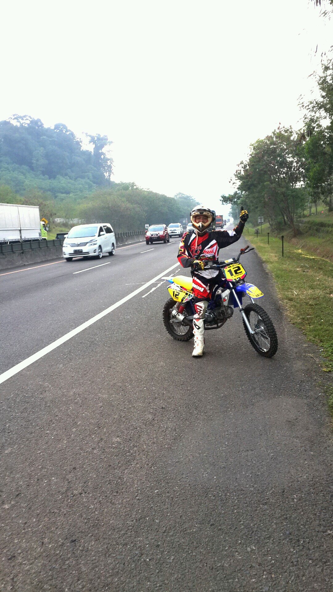 Member of @absolveBANDUNG || Member of D'TRAV || drifting and trail adventure lover