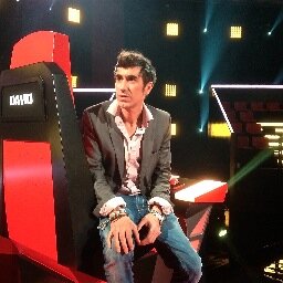 Vocal coach del programa La Voz equipo David Bisbal Alejandro Sanz Juanes y Melendi.Pianista, Arreglista y Tecnico vocal.