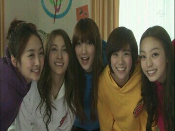 ♪ KARA ♪（ｖ＾＿＾）ｖ♪ KAMILIA ♪ SS501 & RAINBOW & A-JAX & PURETTY = DSP