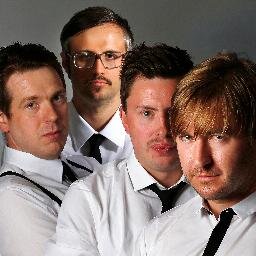 Emosjonelluselvstedingpopulærmusikkband.