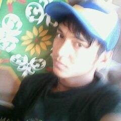 jika dengan mnyakiti hati ku bsa mbuat mu bahagia,, maka lakukan lah,,,, aku ayiz al clasick email arykarlito@yahoo.co.id no hp,,087867678276, pin 28C65301
