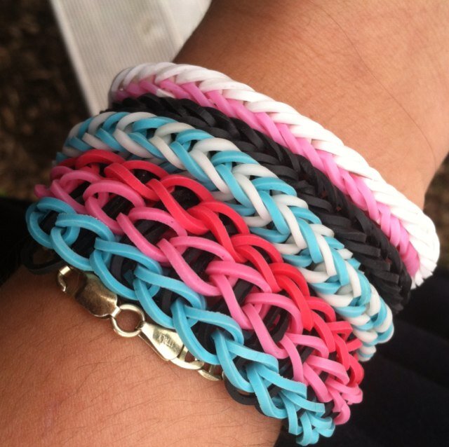 dont you just love rainbow loom! Follow for pictures, tips, and new creations!