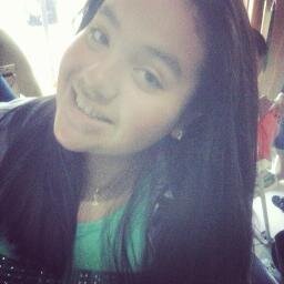 Sou a Maionesa da @MulherDoHarry69 , a Princesa da Mamãe e a Moça da Familía ;x