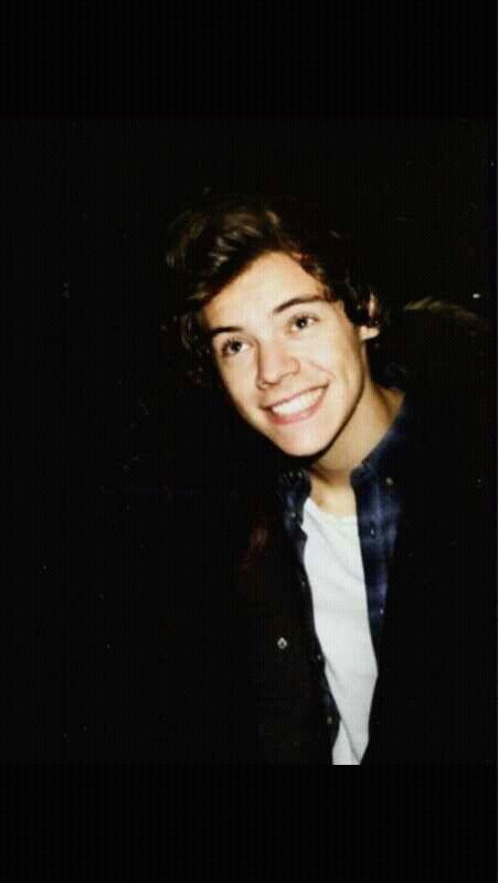Hey so i just gave you a free follow could you now pls follow my main @prideandlouis thanks babe! :)