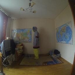 dims100395's profile picture. 