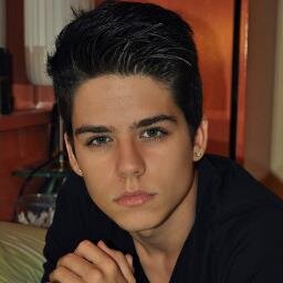 eds0nbrasileiro's profile picture. Brasileñoo! Vivo entre Sevilla y Bcn! Amante del futbol #FCB