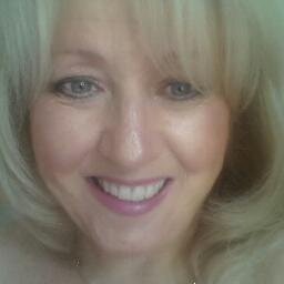 Mairi_Mac's profile picture. Professional Photographer, freelance copywriter, PR & Marketing specialist with love of travelling, all things creative & socialising. Like Scotland in Summer!