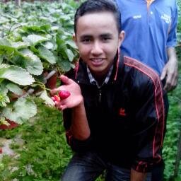 Mohammad Nasruddin | 16 | Love My Friends | Status Single | Students Diploma | Follow Me | Nice to know u |