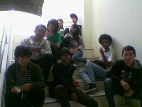 rahmadrioo's profile picture. Follow me :) you'll be happy. I swear