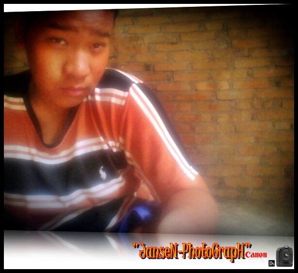 17 is my Age,I stay at Tebing-Tinggi,Medan 3
I'm A student at SMA N 1 T.Tinggi :D
Follow Me,Mention,I'll follback..!!
I'm follower Of Jesus Christ...:))