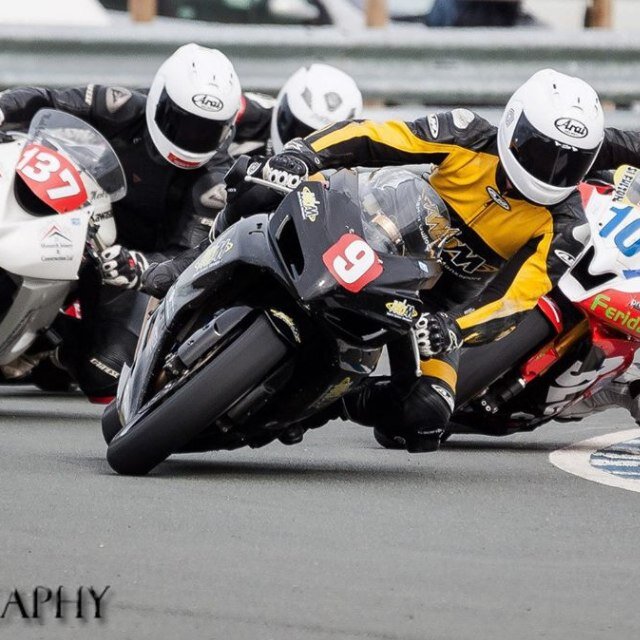 therockstar09's profile picture. bricklaying god