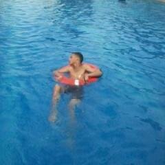 francis52125's profile picture. 