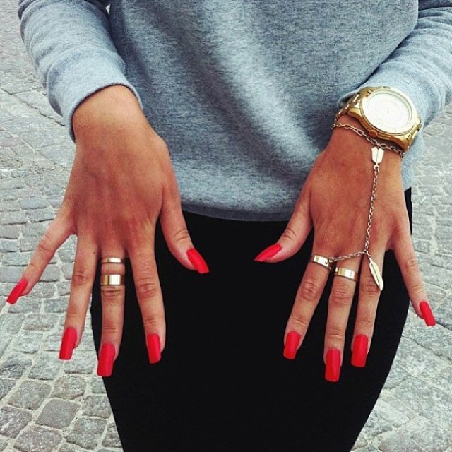 justmemi888's profile picture. 