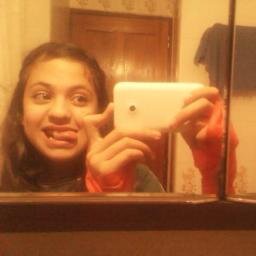 Seguime y te sigo . Tengo twitts Mexicanos pero yo soy de Argentina!!! jajaja #NomanchesMANITO No me confundan!