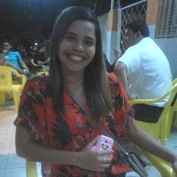 Ser feliz hoje , ser feliz amanhã , ser feliz sempre. Independente das consequências.