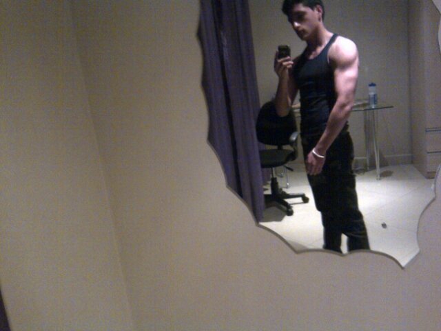 AfakhP's profile picture. 