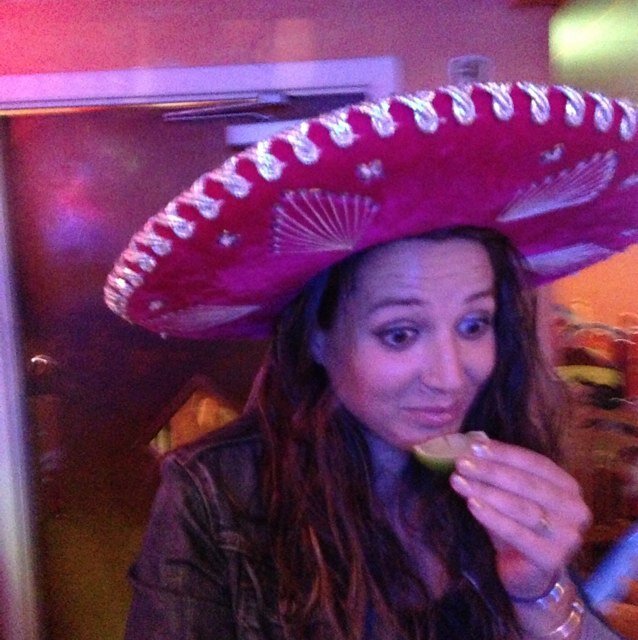 JillyRobah's profile picture. jill robar is for lovers ❤ relax and take notes.