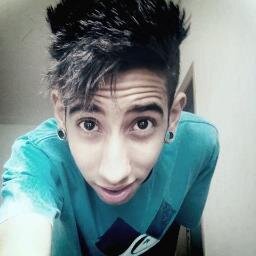 Sou solteiro, me beija