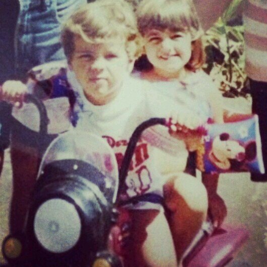 Foi só um pequeno jeitinho meu de demostrar o que eu sinto por Ele @McBlEL
Since:26\02\2013
Eterno @dalestebr