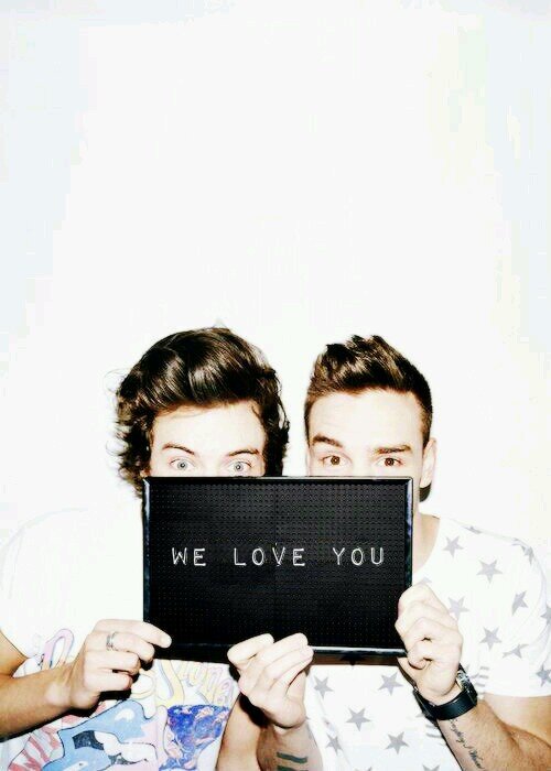 THIS IS A FREE FOLLOW FROM @sunZAYNshiine FOLLOW HER AND ASK FOR A FOLLOW BACK ♡♡♡♡