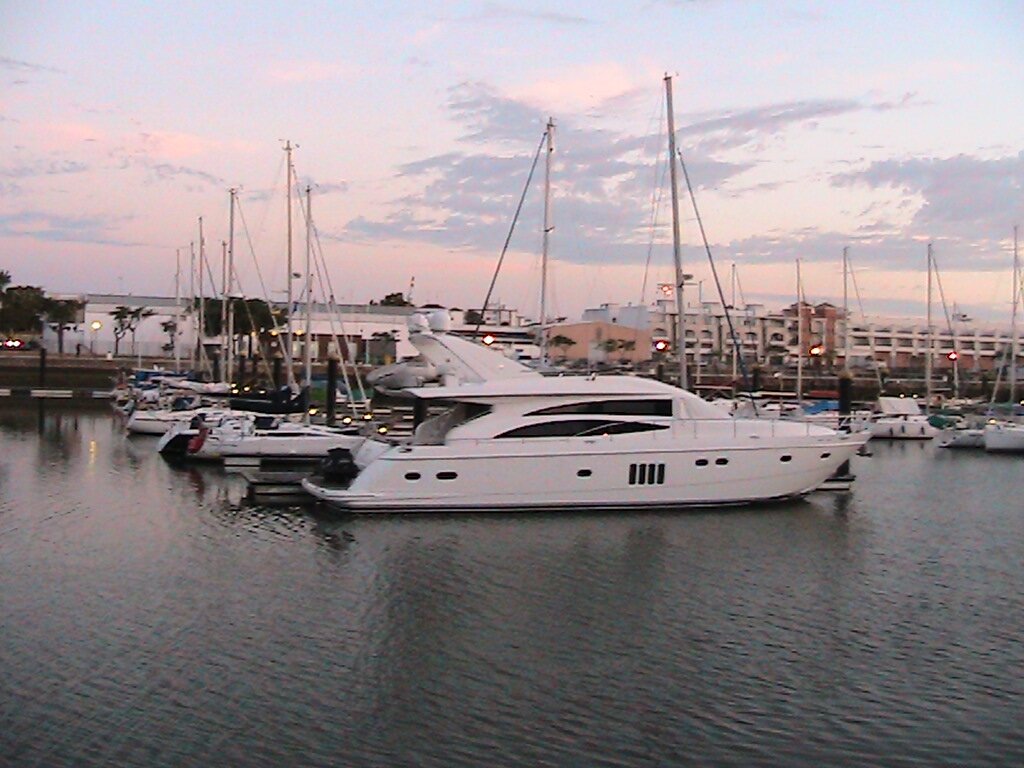 Images, pictures and videos of Spain