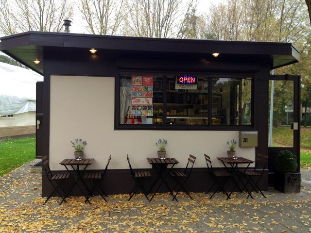 Roberto Cartea Fernandez. 
Locatie: Furkabaan 741, Utrecht, Lunetten.