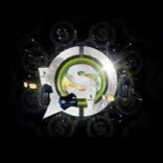 WeirdColorz's profile picture. 